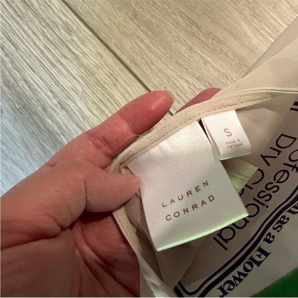 ❌ Clearence ❌ Blush duster - Picture 2 of 2